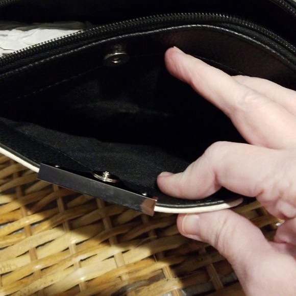 🩷Liz Claiborne Aubree Multicolor Crossbody,bag, purse, carryall - Picture 8 of 11